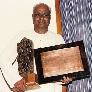 First recipent of the moortidevi award